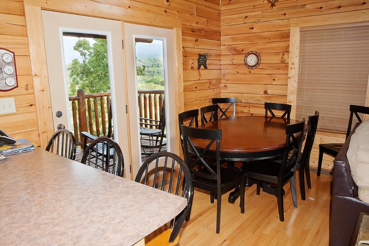 Black Bear Ridge Hotel Sevierville Exterior photo