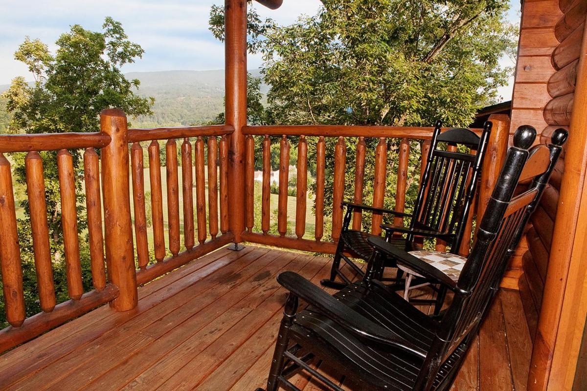 Black Bear Ridge Hotel Sevierville Exterior photo